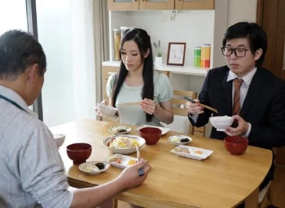 Con dâu của bố chồng banh vùng kín ra cho bố chồng quan hệ
